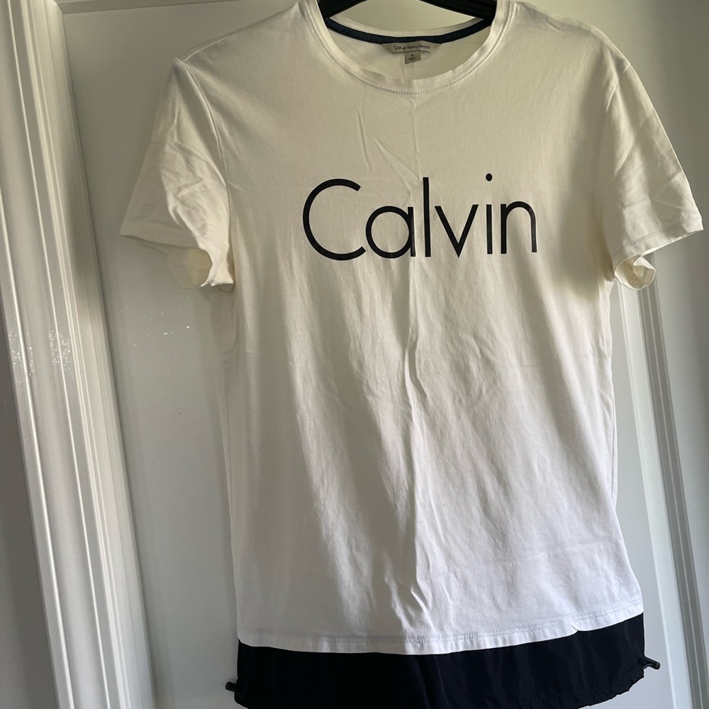 Calvin Klein tee shirt